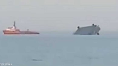 an-pressing-switch-by-the-egyptian-ministry-of-petroleum-after-the-suez-bay-accident