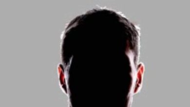When the traitor left a friend, the person could not tolerate the pain, then …