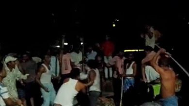 Babu, it’s night … Come, no … Lover met girlfriend midnight, Mohallawalas understood drone thief