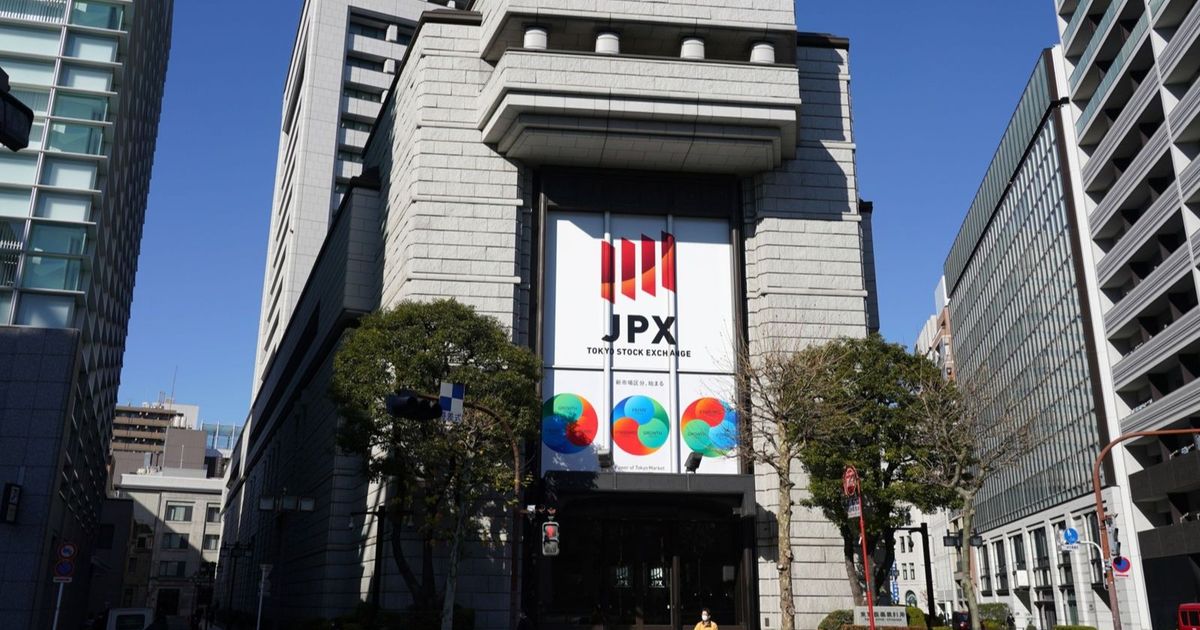Asian stocks drop for the third day with the faded momentum of trade agreements