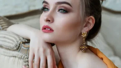 عبارات غزل بالجمال تفيض رومانسية