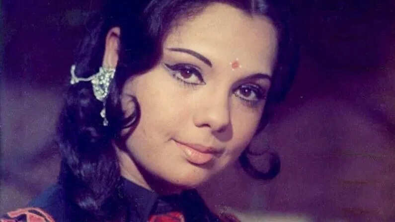Birthday Special: Mumtaz saved his life by putting his life, knowing the life of this Bollywood Superstar, knowing 5 things related to the actress