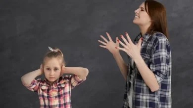 3 أخطاء تربوية هامة لا تقعي بها مع طفلك لأنها تدمر شخصيته