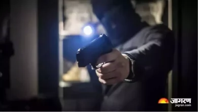Widow -woman who was killed for not giving a cellphone number in Navagachiya, the youth shot in the forehead – woman shot dead after harassment in Navgachia