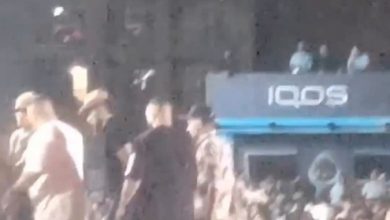محمد رمضان يوقف حفله بالساحل الشمالي بعد وفاة شاب و إصابات بسبب الألعاب النارية