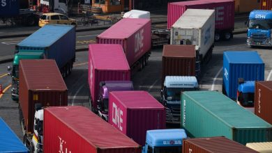 Asian stocks continue with their losses amid Trump’s escalation