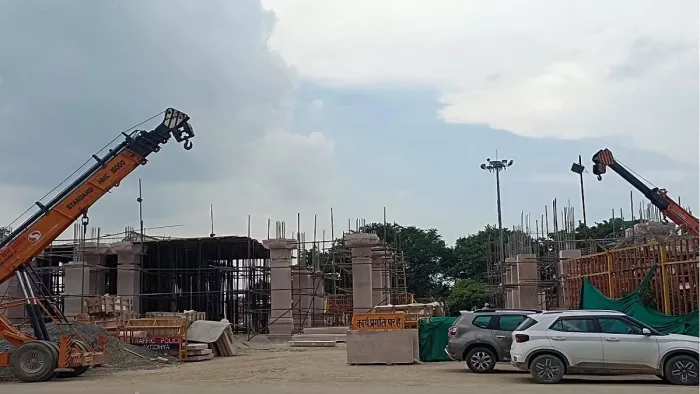 Ayodhya Ram Mandir: 60 percent of the VVIP gate of the Ramjanmabhoomi Campus completed, the structure is complete -Ayodhya Ram Mandir 60 percent construction of the VVIP vortoise of RamjanMabhoomi complex is complete