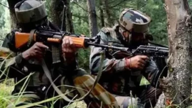 Kulgam Monthing: Meeting begins in Kulgam in Jammu and Kashmir, reports that 2-3 terrorists are trapped; Figure continues in the area – meeting between security forces and stripes in Kulgam South Kashmir firing continues
