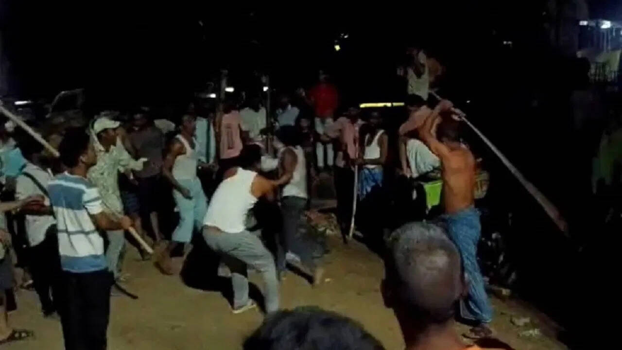In Bareilly, a young man who was beaten for fear of drone, a young man met a girlfriend