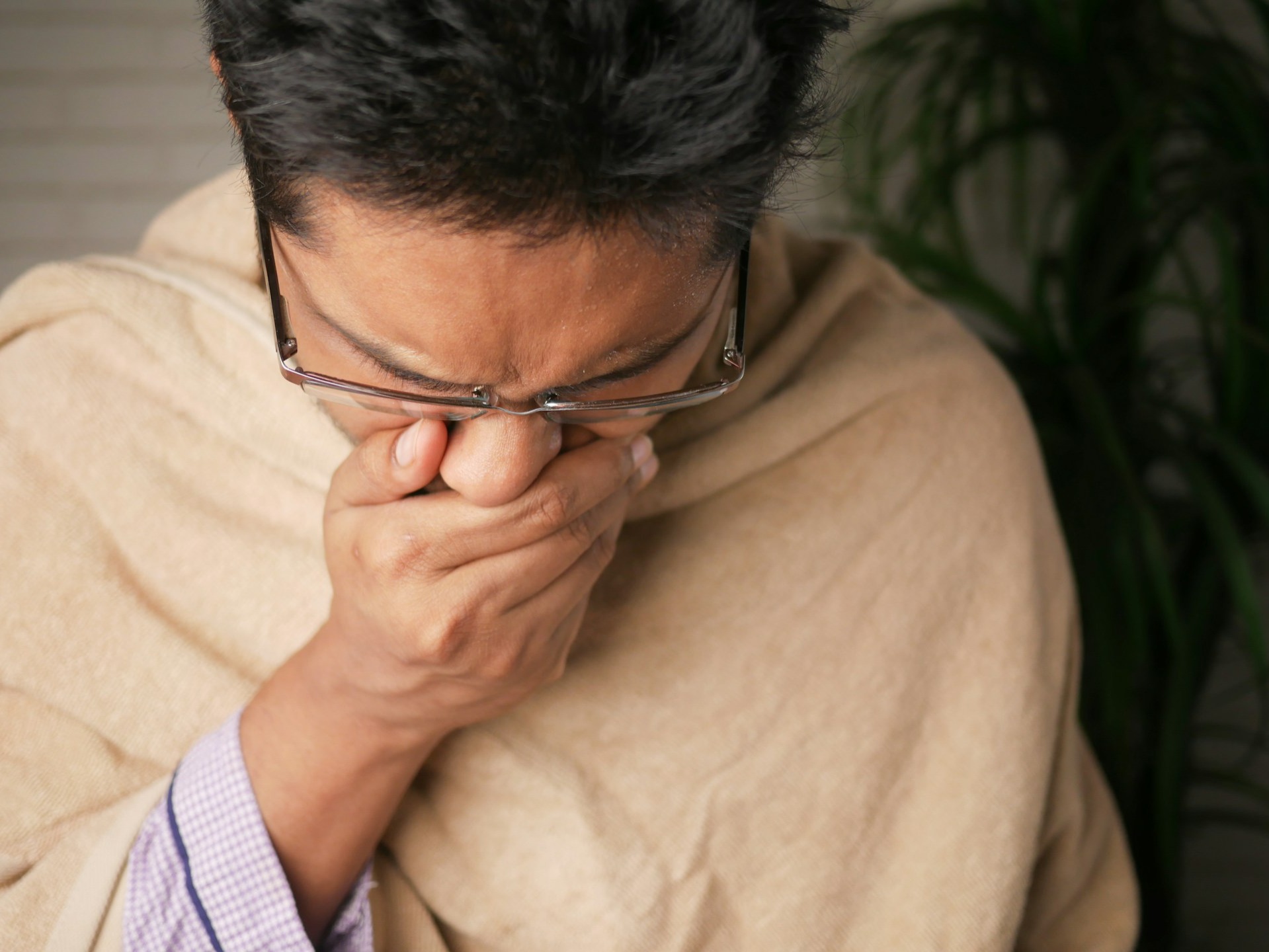 8 easy ways to remove sore throat