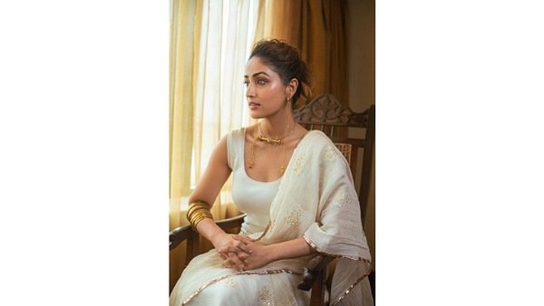 Yami Gautam Seems to be like Elegant In Her Cream And Gold Saree; Accumulate A Sight At Her Jewelry Sport Too!